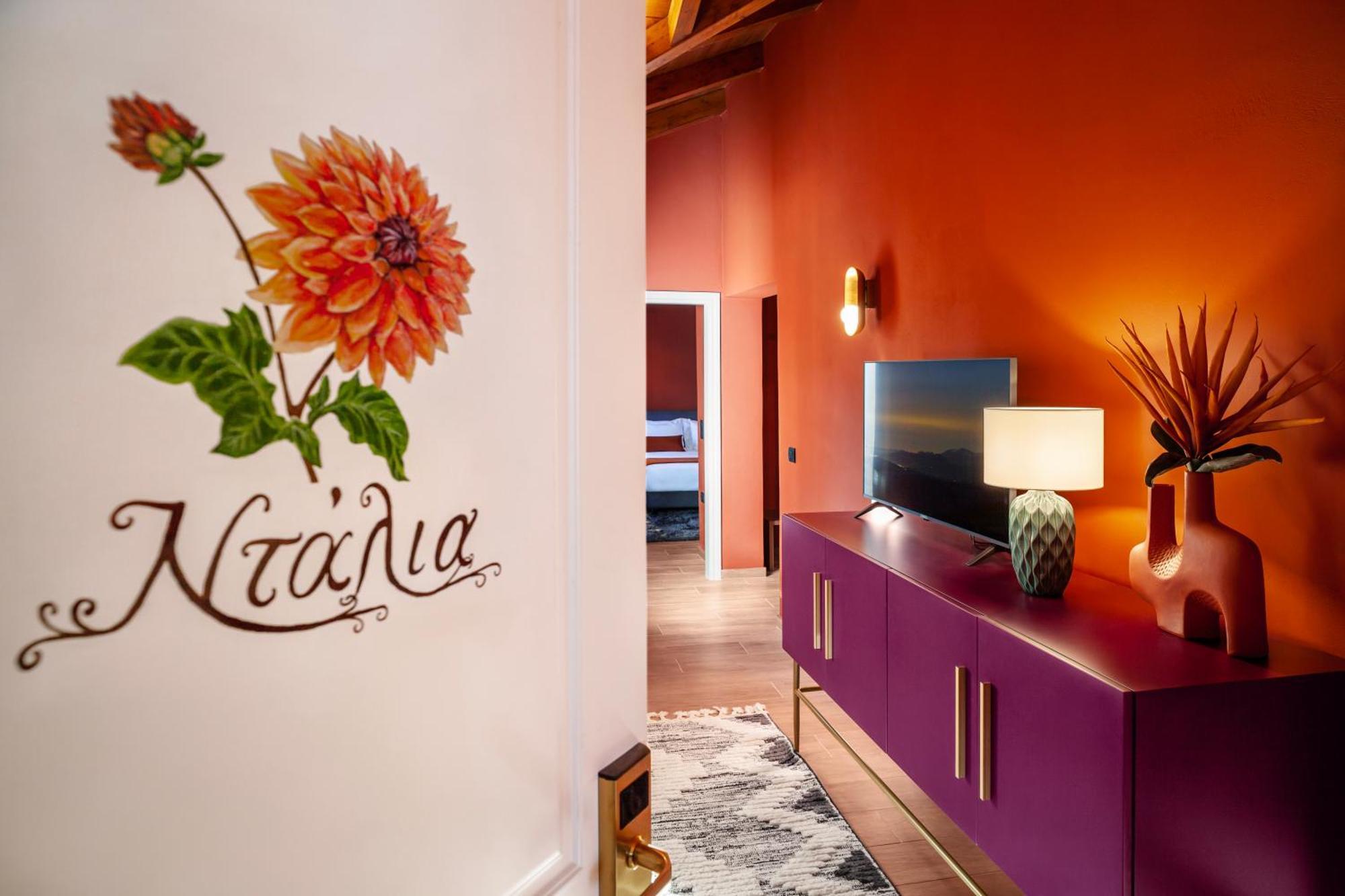 Archontiko Parnassus Dadi Hotell Amfikleia Exteriör bild