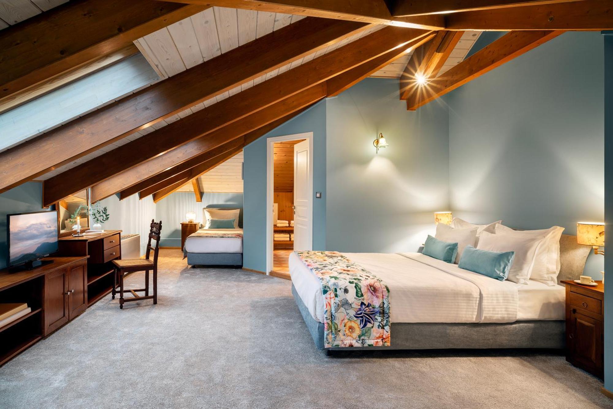 Archontiko Parnassus Dadi Hotell Amfikleia Exteriör bild