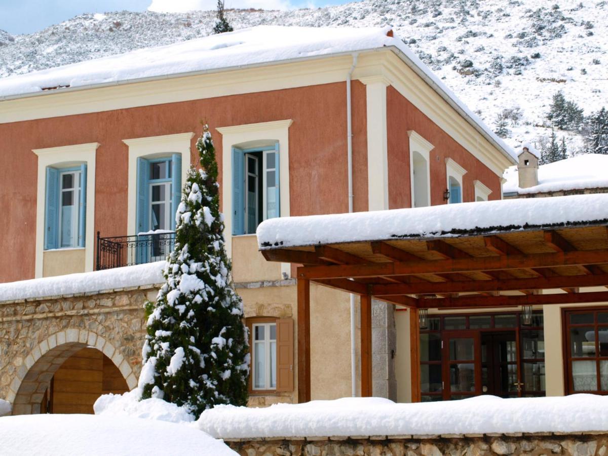 Archontiko Parnassus Dadi Hotell Amfikleia Exteriör bild
